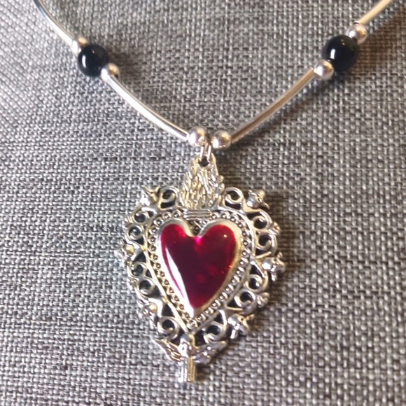 Handmade Sacred Heart Necklace w/ Garnets and Black Agate - New Item (17"-20") - Picture 3 of 5
